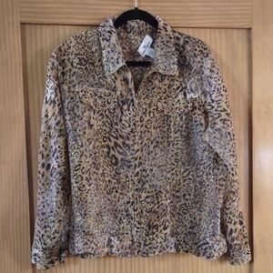 Erin London 1X ⁸Leopard Print Top Collared. Zip Front, Long Sleeves
